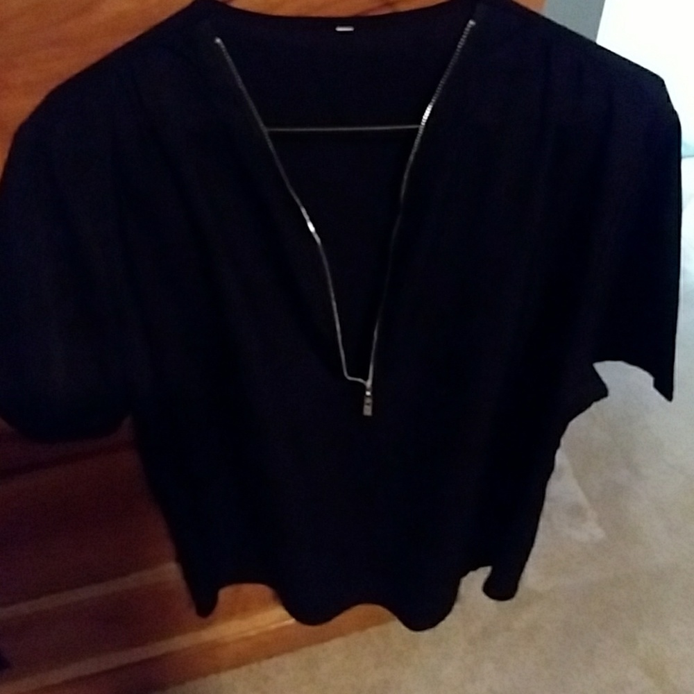 Zip up blouse - Picture 2 of 2